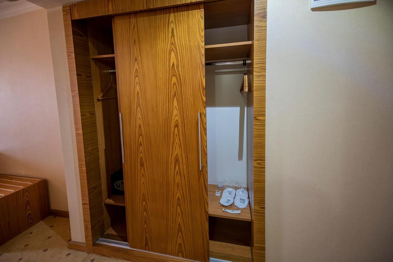 Nk Hotel Ізмір Екстер'єр фото