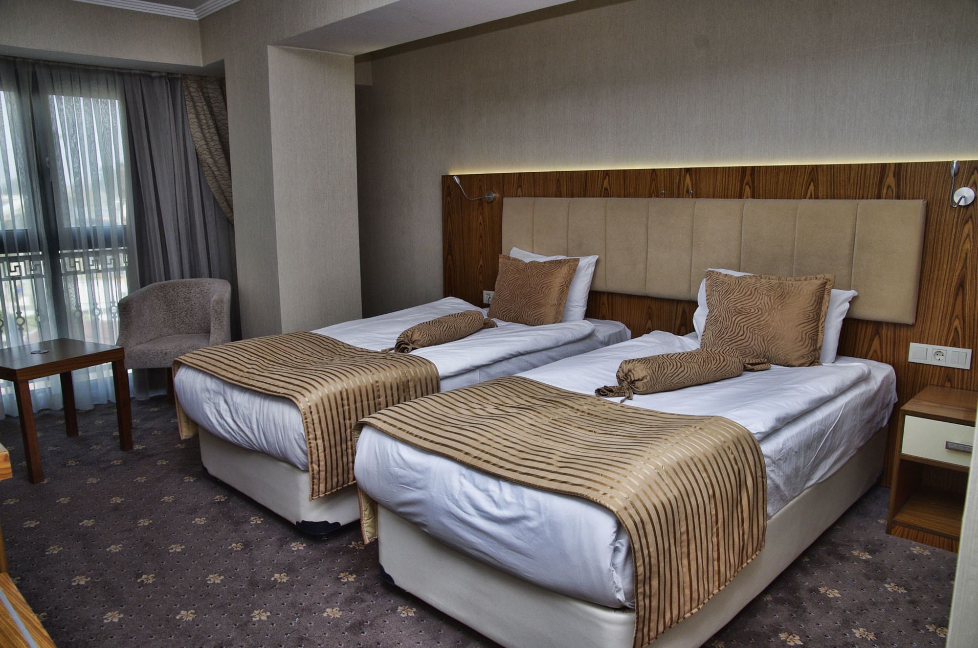 Nk Hotel Ізмір Екстер'єр фото